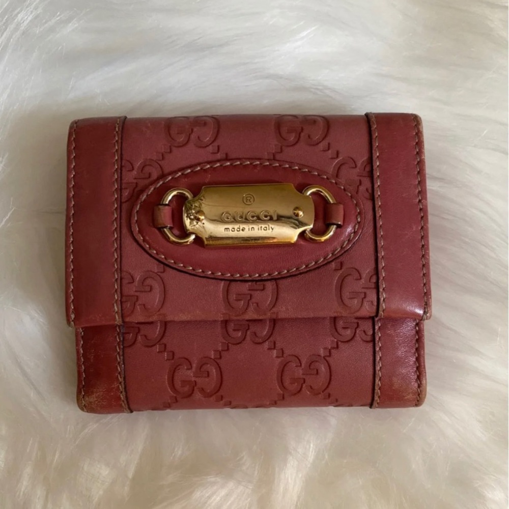 Gucci Red Embossed Leather Bifold Wallet with Gold Plaque